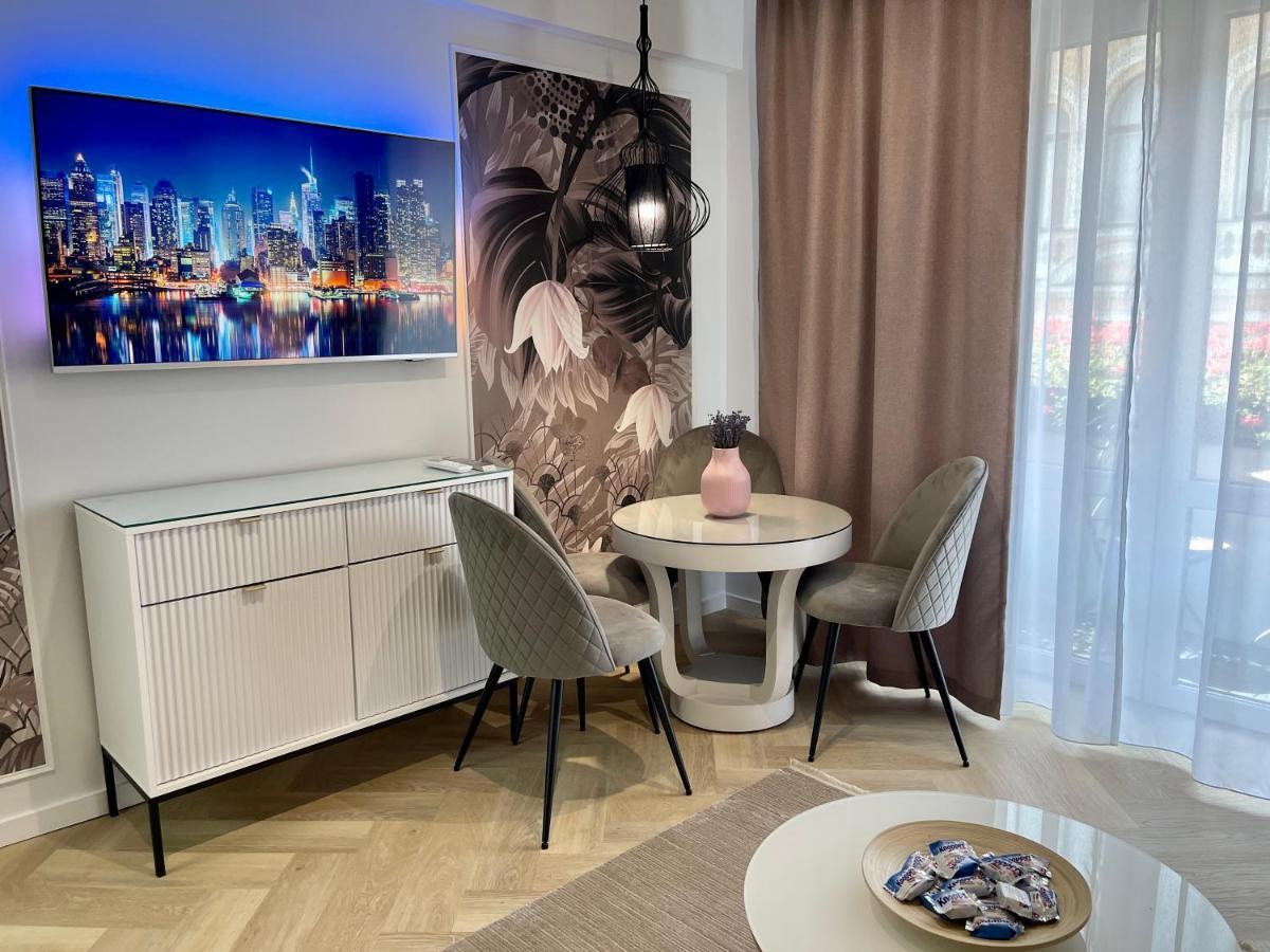 Jeny Boutique Apartment Târgu-Mureş Eksteriør billede